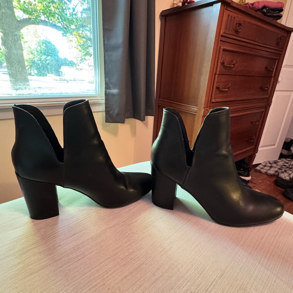 Chic Black Ankle Boots